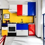 Casa Mondrian *