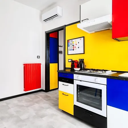 Casa Mondrian