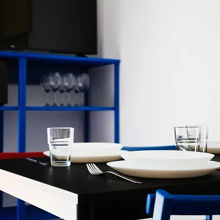 Casa Mondrian; Ac And Fast Wi-fi Milán